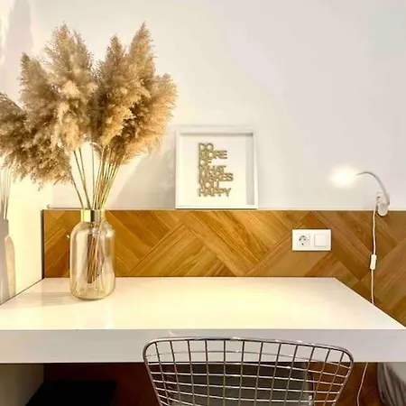 Heart Of The Apartment *